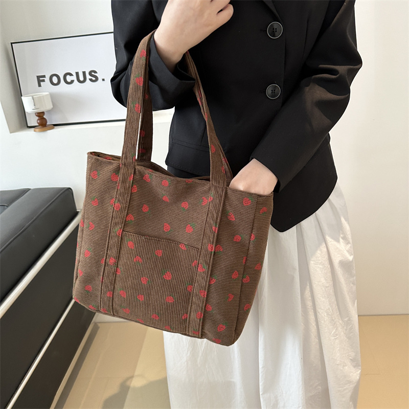 سروال قصير حقيبة يد الفراولة ح - مراجعة Women Bags Zara وسعره